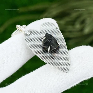 Daughters Day Sale Black Kyanite Rough Gemstone Boho Pendant 925 Sterling Silver - Picture 1 of 7