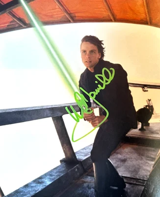 Mark Hamill (STAR WARS: Luke Skywalker) Signed 8x10" Original Autograph w/COA - Image 1 of 4