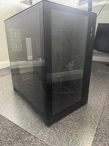 Lian Li O11 Dynamic Razer Edition Mid Tower E-ATX PC Case - Picture 1 of 4