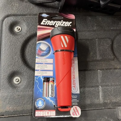 Linterna LED Energizer Weatheready 55 lm Negra/Roja Impermeable Batería AA  Foto 1 de 2