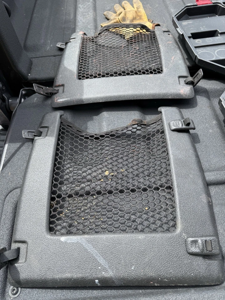 06-10 Hummer H3 - Par de asientos delanteros detrás de redes de almacenamiento USADOS OEM trasero Foto 1 de 1