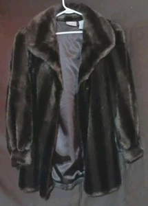 Lujoso abrigo de visón sintético Blair - Imagen 1 de 5