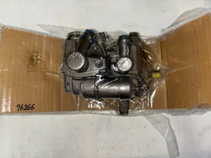 Bomba de dirección asistida Lexus ES300 y Toyota Camry #44320-33080 - Imagen 1 de 4