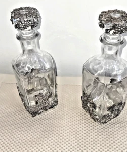 Arthur Court 2 Karaffen Glas & 'Silber' 10 1/2" x 5" 'Trauben & Hasen' Frankreich - Bild 1 von 15