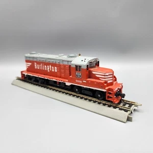 Tyco Mantua Vintage HO Burlington Route Locomotive 5628 Needs Work - Picture 1 of 7
