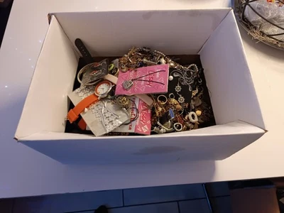 Ungeprüfter Schmuck Ca 4kg Konvolut - Bild 1 von 4