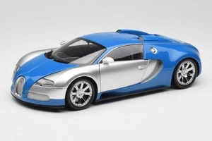 100110850-O Bugatti Veyron Edition Centenaire Chrome Blue No Outside Box Minicha - Picture 1 of 7