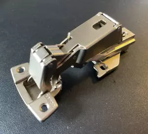 GRASS 393 Hinge with 300.230 Plate (4.3mm) – 170° Opening • Half Olay • AUSTRIA - Picture 1 of 14