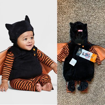 4 piezas NUEVO HYDE AND EEK Disfraz de Murciélago Negro Completo TRAJE CONJUNTO SUPERIOR CON CAPUCHA 0-6 Meses Foto 1 de 3