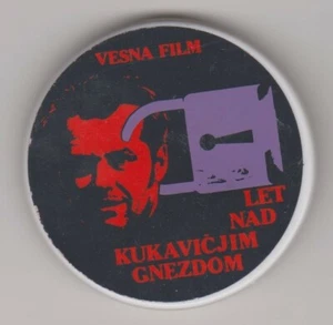 Rare RED Pinback Jack Nicholson "One Flew Over the Cuckoo's Nest" Slovenian RR - Picture 1 of 2
