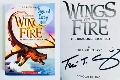The Dragonet Prophecy (Wings of Fire #1) SIGNED by Tui T. Sutherland Trade PB Foto 1 de 4