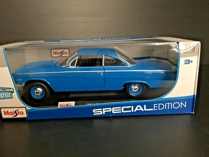 1:18 MAISTO 1962 CHEVY BEL AIR-409-4 SPEED-HTF COLOR-HTF COLOR - Picture 1 of 11