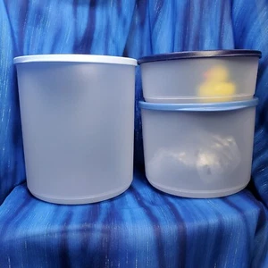 Tupperware 3er Set blaue Basic helle runde stapelbare Kanister NEU - Bild 1 von 1