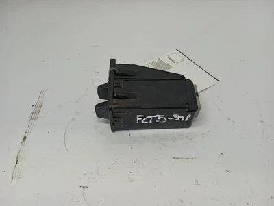 Элемент управления буксировочным затвором FL34-2C006-AFW от 2015 Ford F150 12281569 - Изображение 1 из 4