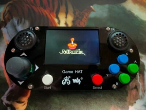 Raspberry Pi GameHAT, inkl. Pi3, Akku, 64 Gb SD - Bild 1 von 1