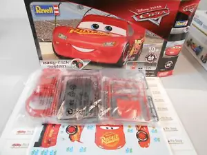 REV07813 by REVELL DISNEY SAETTA LIGHTNING MCQUEEN 1/24 KIT DI MONTAGGIO - Foto 1 di 3