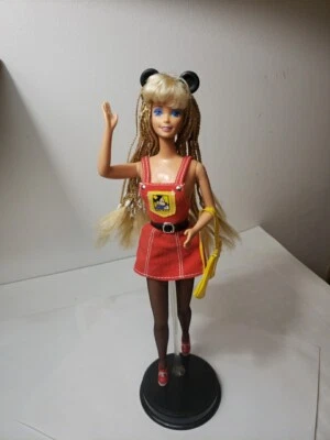 Barbie de Disney reiniciar más de 50 trenzas pequeñas y soporte incluido  Foto 1 de 4