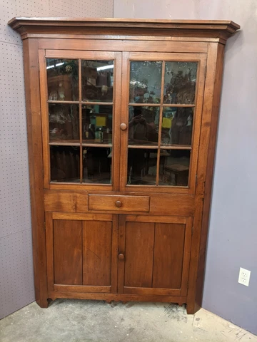 Early 19th Century Cherry Corner Cabinet - 1800s American Colonial Craftsmanship Cover