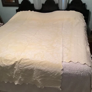 Damask Jacquard Coverlet Yellow Split Corner Full Double Reversible Bedspread - Picture 1 of 10