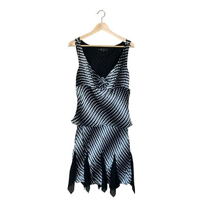 Vestido sem mangas bolinhas babydoll preto e branco tamanho M Fairygoth feito nos EUA - Imagem 1 de 4