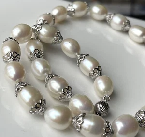 Sterling Silver White Oval Fresh Water Pearl W/Fancy Polished End Caps Necklace - Picture 1 of 8