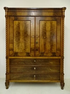 BIEDERMEIER AUFSATZ - AUSSTEUER SCHRANK HAMBURG UM 1860 / MAHAGONI FURNIER - Bild 1 von 8