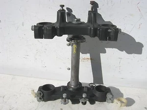 YAMAHA TRIPLE TREE STEERING STEM CLAMP CROWN IT125 1980 OEM AHRMA VINTAGE IT 125 - Picture 1 of 7