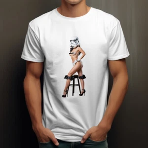 Sexy Stormtrooper Pin Up Girl Tshirt Nackt Star Wars Jedi Unhöflich - Bild 1 von 4