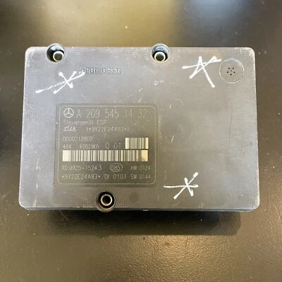 Mercedes Benz C230 C240 C320 2003-2005 ABS módulo antibloqueo A 209 545 14 32 OEM Foto 1 de 4