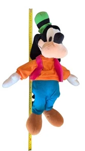 Disney Goofy soft toy small hole in trousers see pic smoke and pet free home - Picture 1 of 2