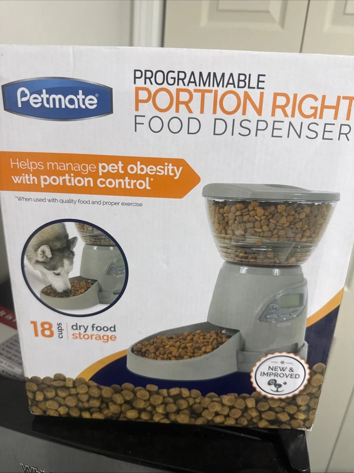 Alimentador programable derecho para perros y gatos Petmate Portion Foto 1 de 1