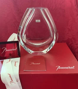 NIB FLAWLESS Exquisite BACCARAT France Art Glass NEPTUNE Crystal FLOWER BUD VASE - Picture 1 of 12