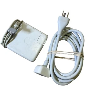 MacBook Pro 60W T-Tip MagSafe 2 Power Adapter Charger A1435 - 60W MS2 USA - Picture 1 of 7