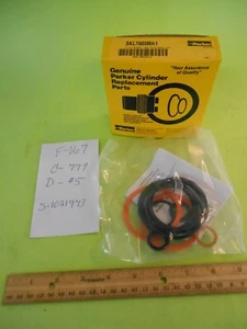 Genuine Parker Cylinder Replacement Parts, 2 1/2" Bore, 5/8" Rod Seal Kit - Picture 1 of 2