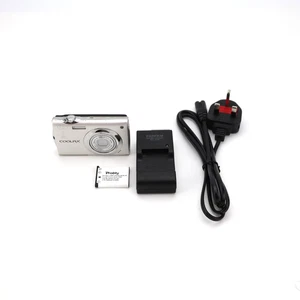 Nikon Coolpix S4000 12MP Digitalkamera - FULL KIT - Versand am nächsten Tag - Bild 1 von 8