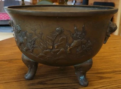 Plantador japonés de finales del siglo XIX período Meiji de bronce fundido pies de elefante Foto 1 de 4