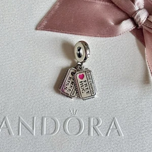 Pandora - Free Hug Free Kiss Token Double Dangle Moments Charm - Picture 1 of 6