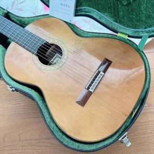 Guitarra Clásica Ryoji Matsuoka Nº30 Usada de Japón con Estuche Rígido - Imagen 1 de 11
