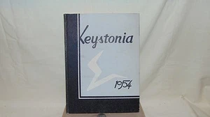 VINTAGE 1954 KEYSTONIA STATE INSEGNANTI COLLEGE ANNO LIBRO KUTZTOWN PENNSYLVANIA - Foto 1 di 7