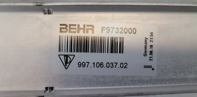 🏎NUEVO Radiador Central Original Porsche Boxster Cayman 987 997 2005-12 99710603702 Foto 1 de 3