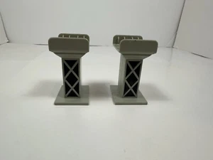 Thomas il Treno Ferrovia in Legno Compatibile 2,5" Binario Risers Pezzo Plastica Lotto 2 - Foto 1 di 2