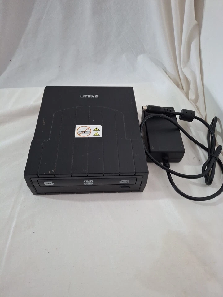 Liteon External DVD/CD Rewritable Drive SHM-165P6SX  - Image 1 of 3