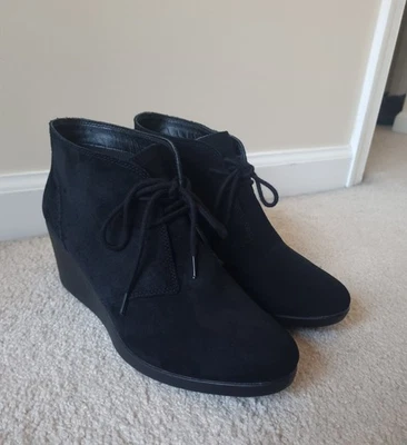 Botines de cuña de gamuza Crocs Leigh talla 9US Foto 1 de 4