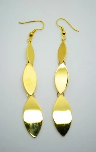 A249 Simply Unique Modern Design Light weight gold plated Dangle Fashion Earring - Picture 1 of 4