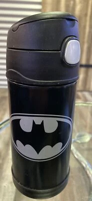 Botella de paja aislada al vacío THERMOS BRAND FUNTAINER 12 OZ Batman negra DC Comic Foto 1 de 4