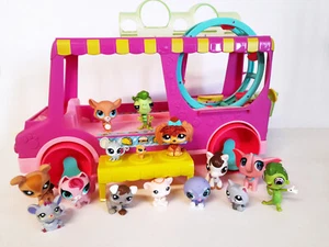 Littlest Pet Shop Foodtruck Sammlung 1 Bus mit 15 Tiere Hasbro LPS - Bild 1 von 4