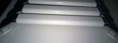 Bügelgriff innen weiß - Edelstahl seitlich BA 160 mm Griff 3 Stück vorhanden  - Bild 1 von 4