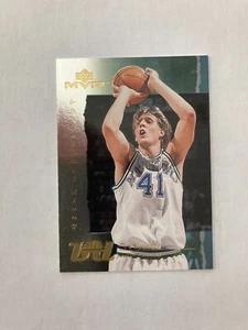 2001-02 Upper Deck MVP Basketball Diary #BDBD6 Dir Nowitzki Mavs - Picture 1 of 2
