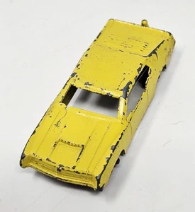 MC132 Midgetoy Diecast Yellow Car 2 3/4" Ford Torino Vintage Rockford USA - Picture 1 of 5