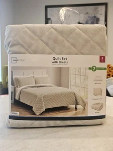 Mainstays 7 Piece Corduroy Quilt Set with Sheets, Full - Picture 1 of 6